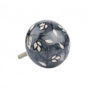 Medium Painted Leaves Doorknob