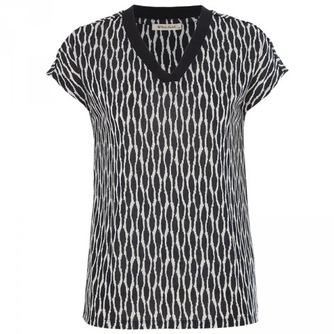 Rare Earth Jaznelle Printed V-Neck Tee