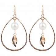 Freshwater Pearl Leafy Teardrop ER